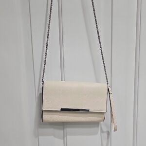 Afkomst Elegant Cream Chain Shoulder Bag or Wristled Bag